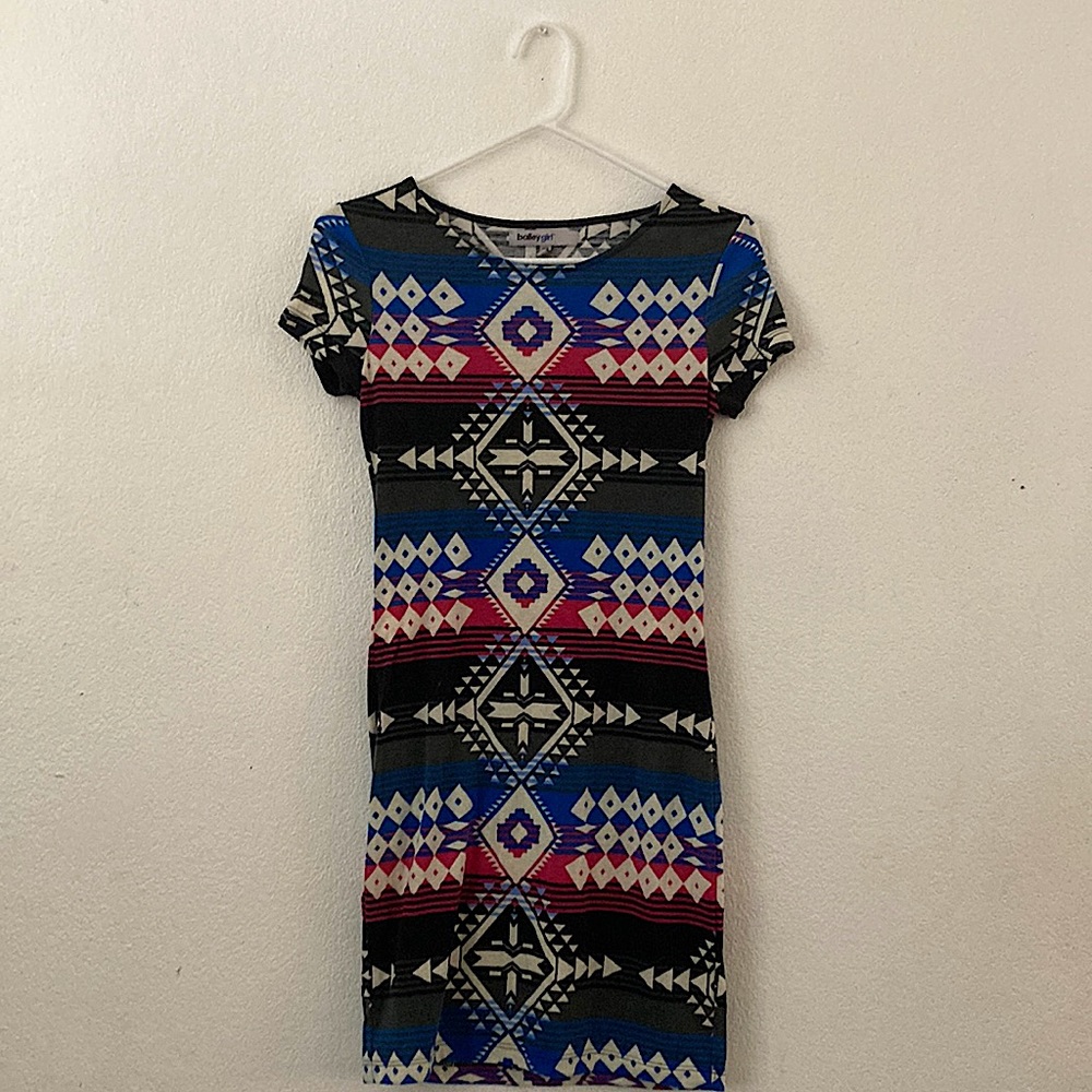 Patterned girls dress.